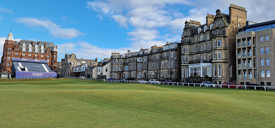 18th fairway - home straight Old Course St Andrews Tours